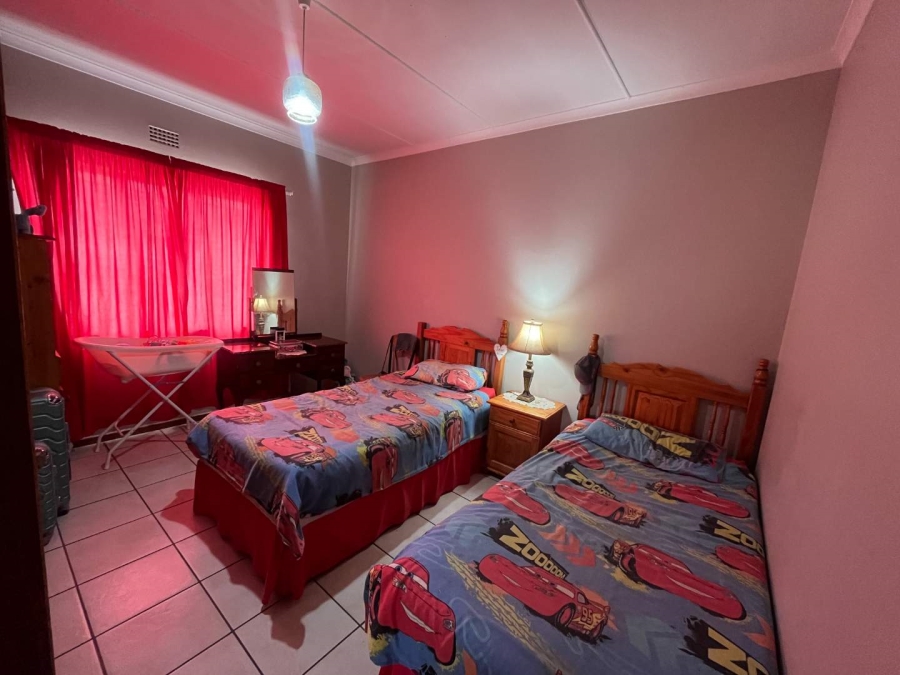 3 Bedroom Property for Sale in Flora Park Northern Cape